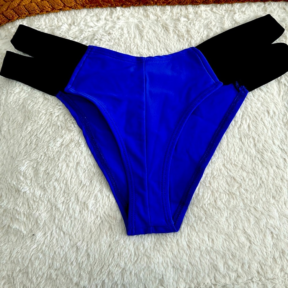 Montce bikini bottom